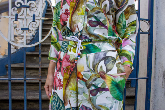 Camisa com ajuste na cintura