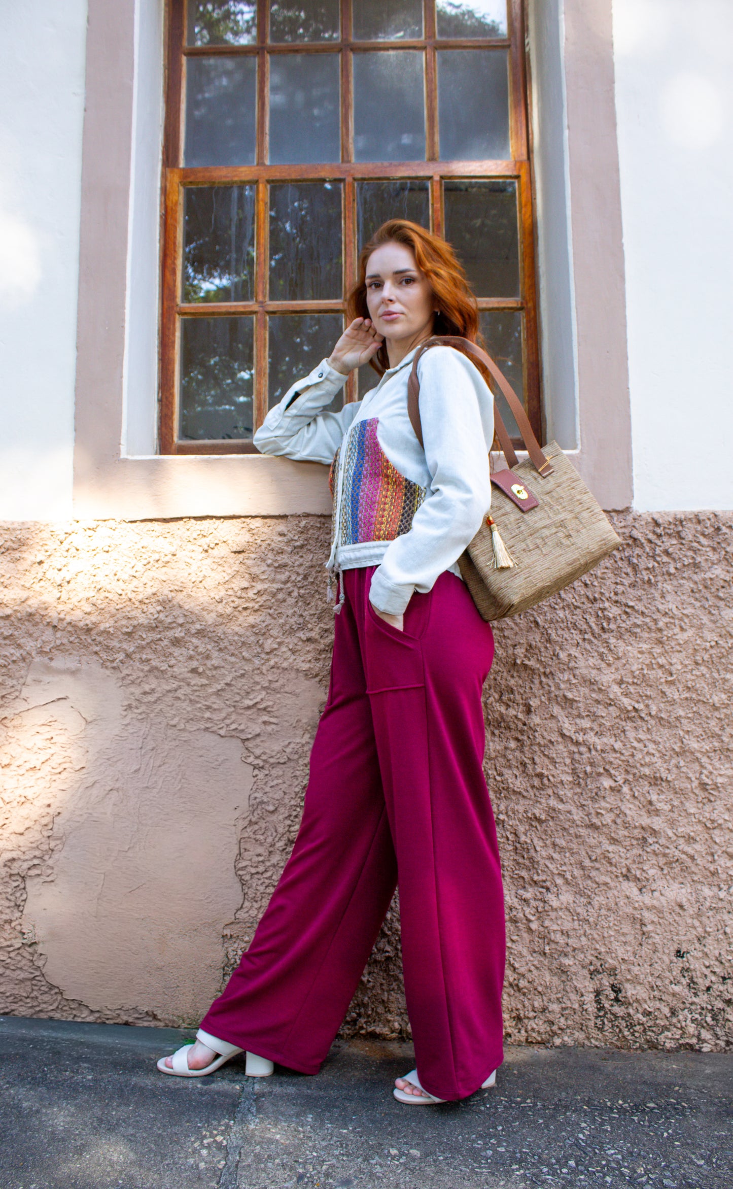 Casaco em linho detalhes em tear artesanal