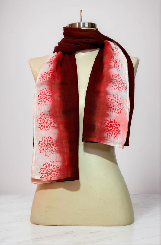 Echarpe de algodao com tie dye e carimbos