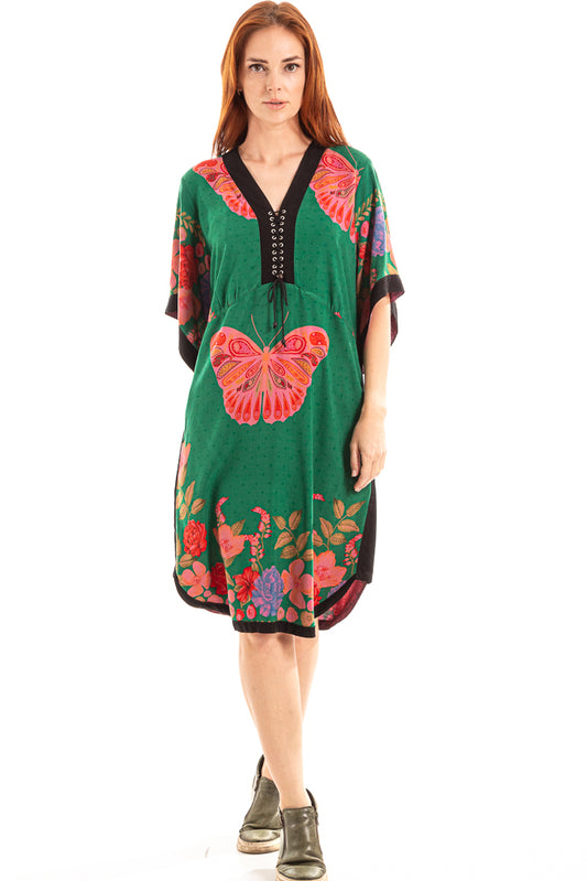 Vestido curto estampado com detalhes lisos