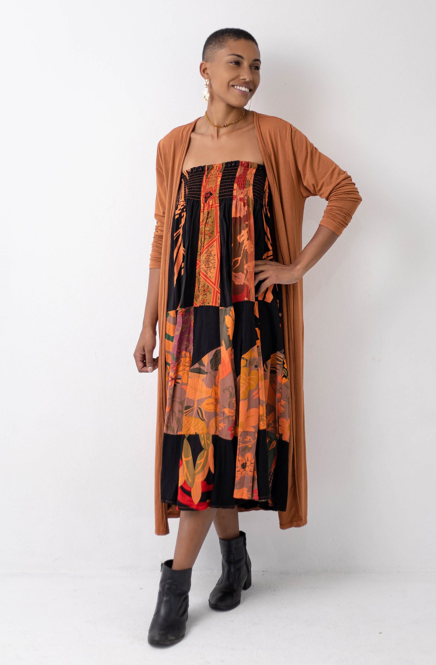 Saia longa em patchwork com cos alto