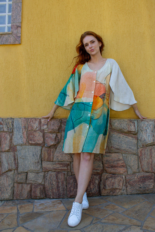 Vestido com mangas morcego