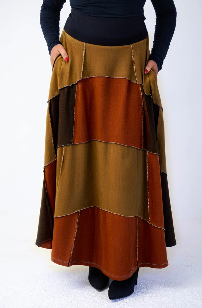 Saia patchwork em moletinho e cós em cotton