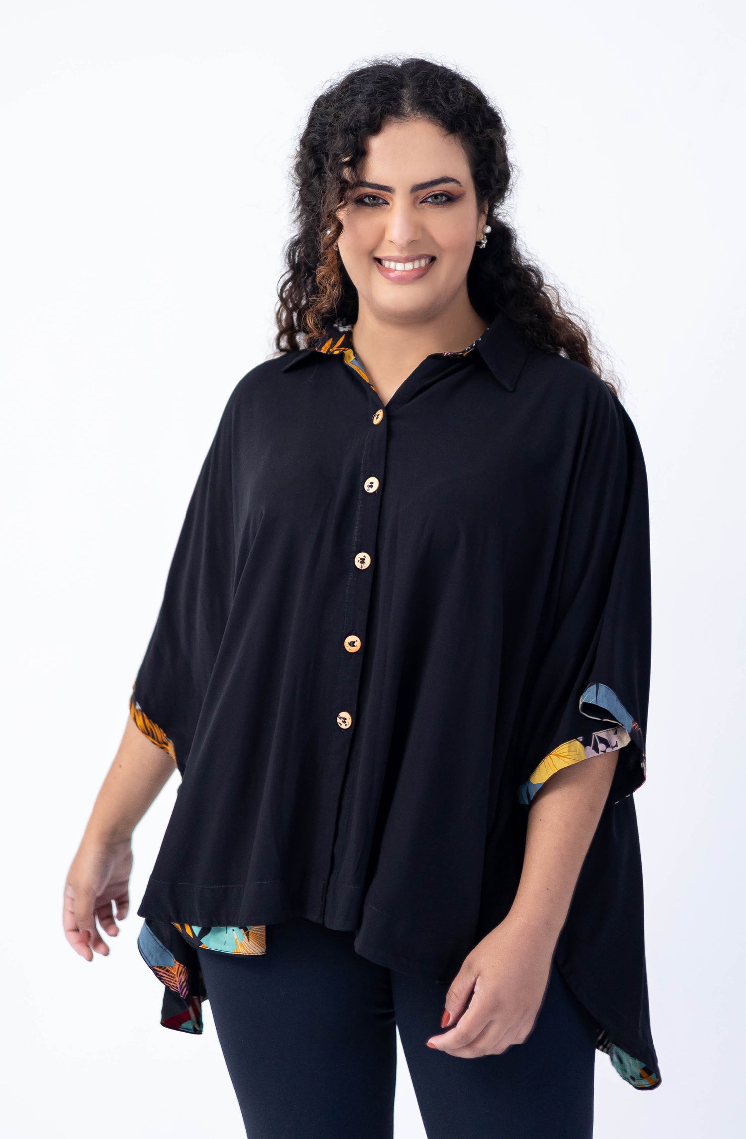 Blusa com detalhes estampados