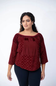 Blusa em patchwork com decote canoa