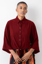 Camisa mullet com botoes e amarracao frontal