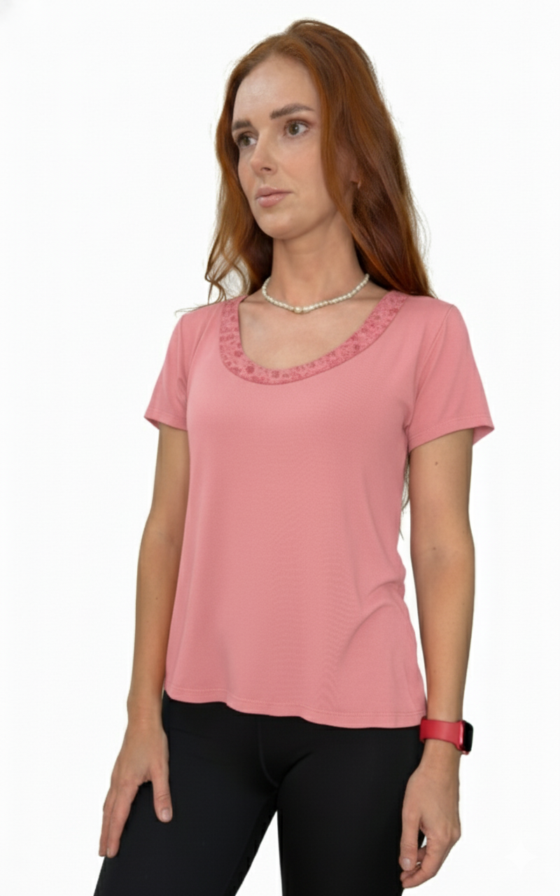 Camiseta com patchwork exclusiva