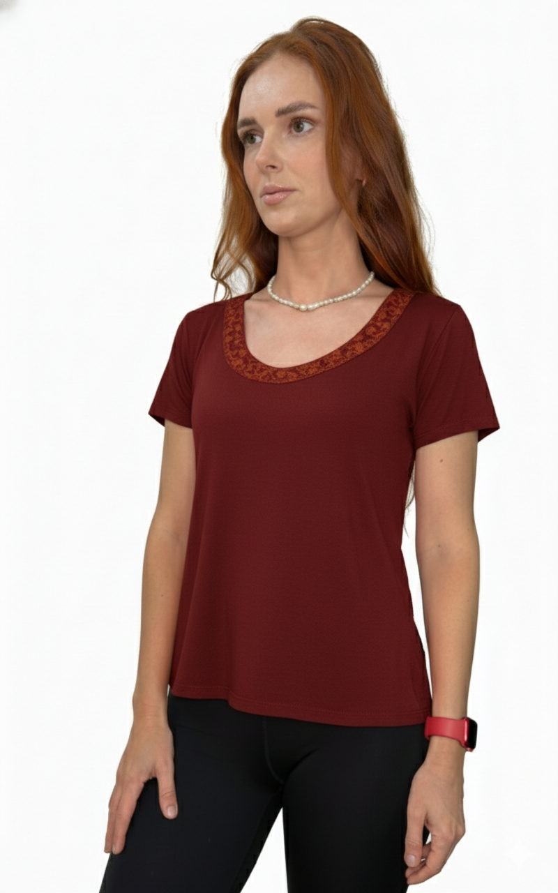 Camiseta com patchwork exclusiva