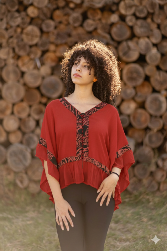 Bata com babados nas mangas e barra