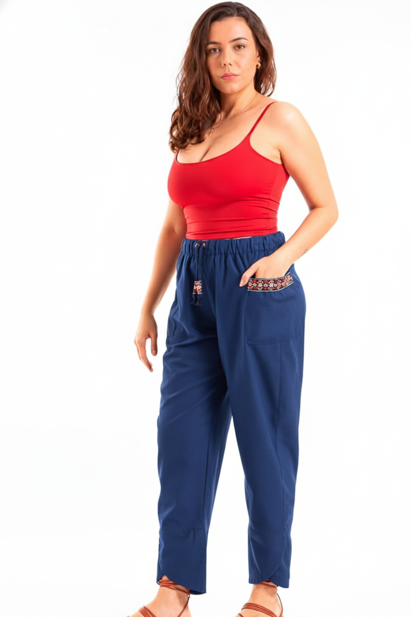 Calça com bolsos laterais