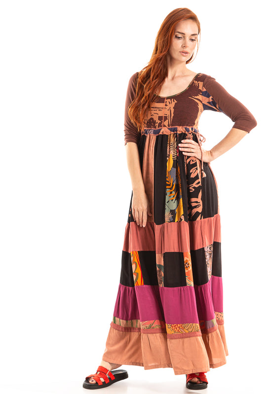 Vestido exclusivo todo em patchwork