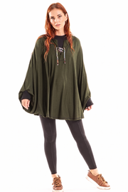 Poncho com cordão de crochê no decote21