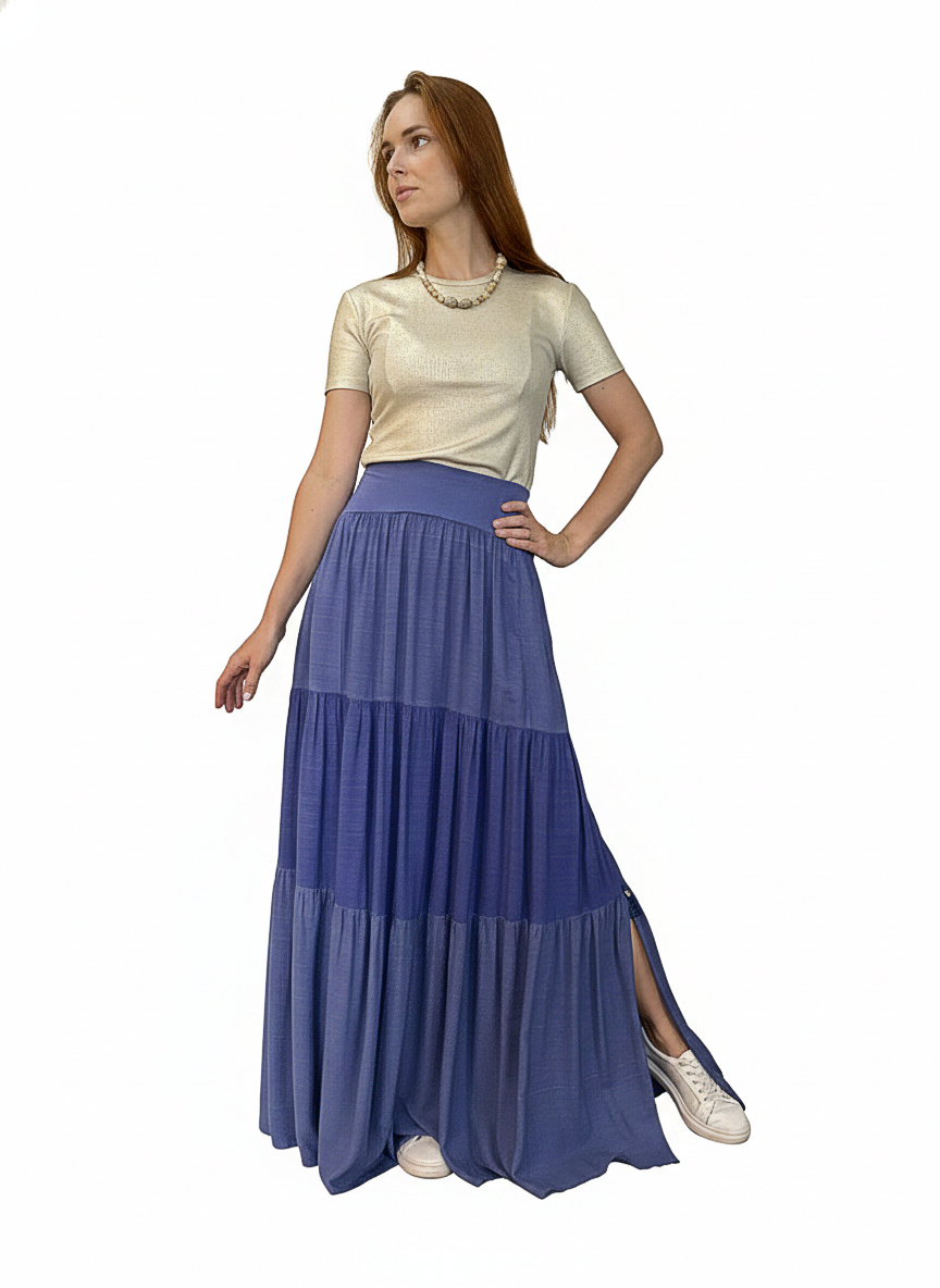 Saia com babados e cordão de crochê