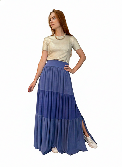 Saia com babados e fenda com detalhe em crochê