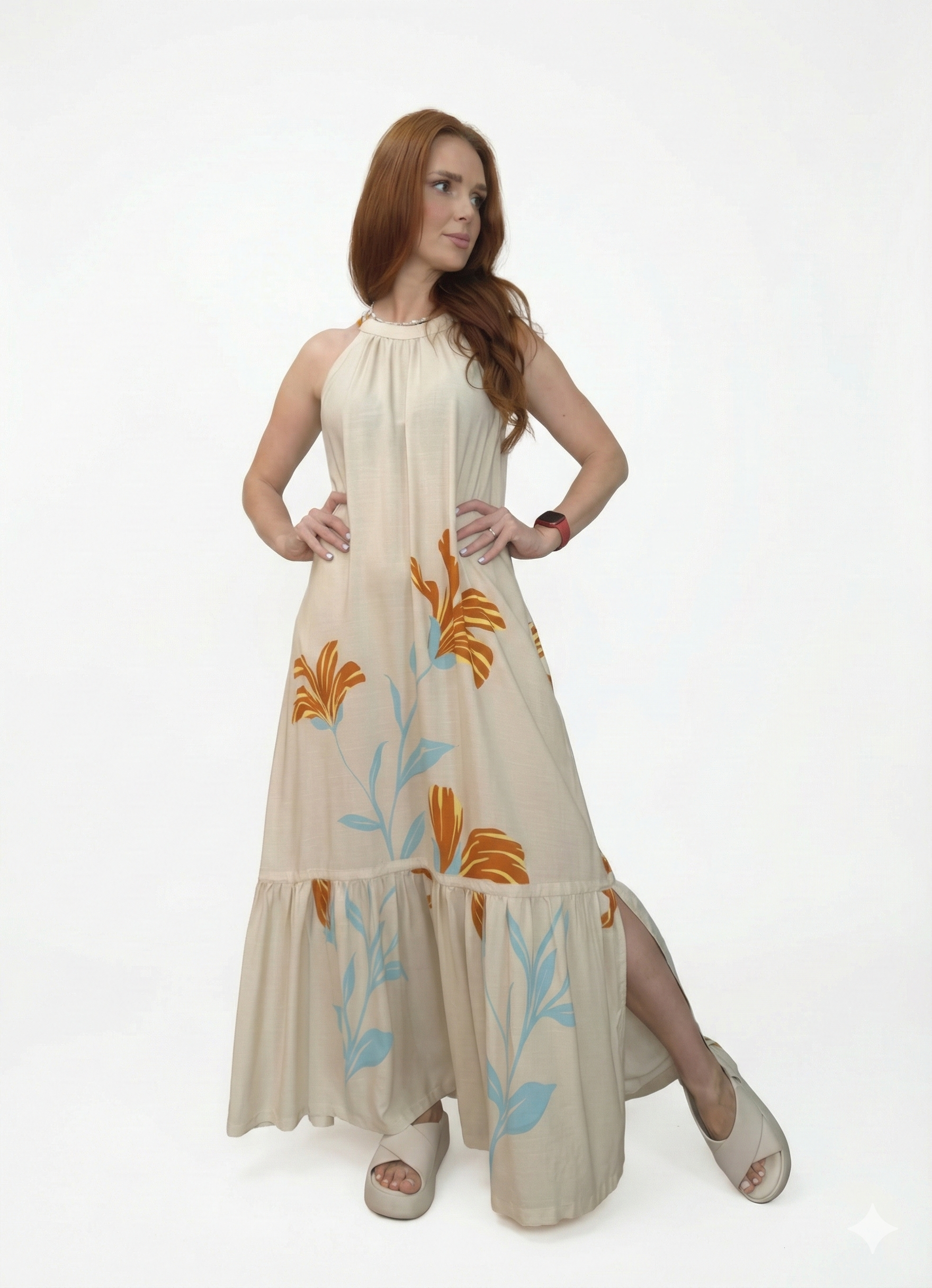 Vestido com ajuste no pescoço e estampa limitada