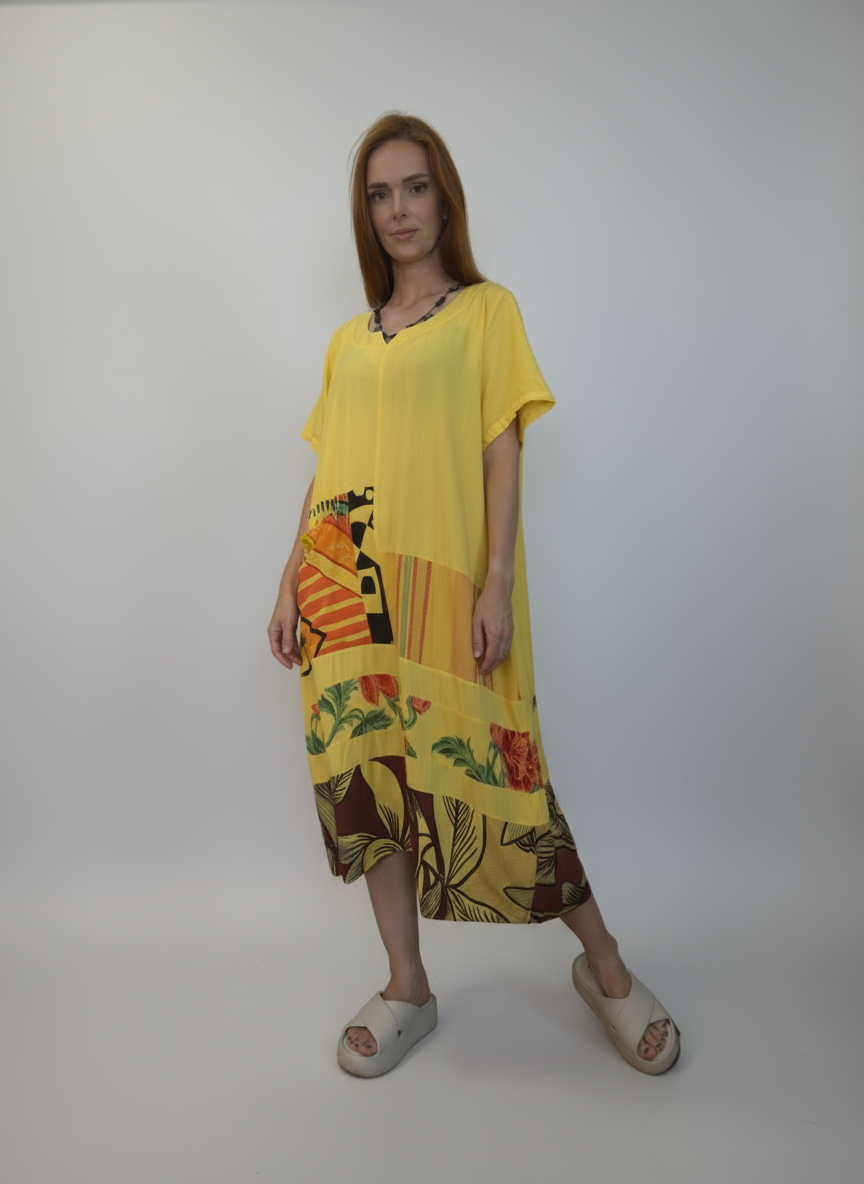 Vestido de patchwork com bolso grande na frente