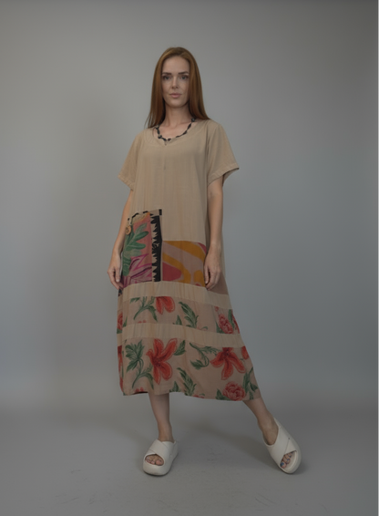 Vestido de patchwork com bolso grande na frente