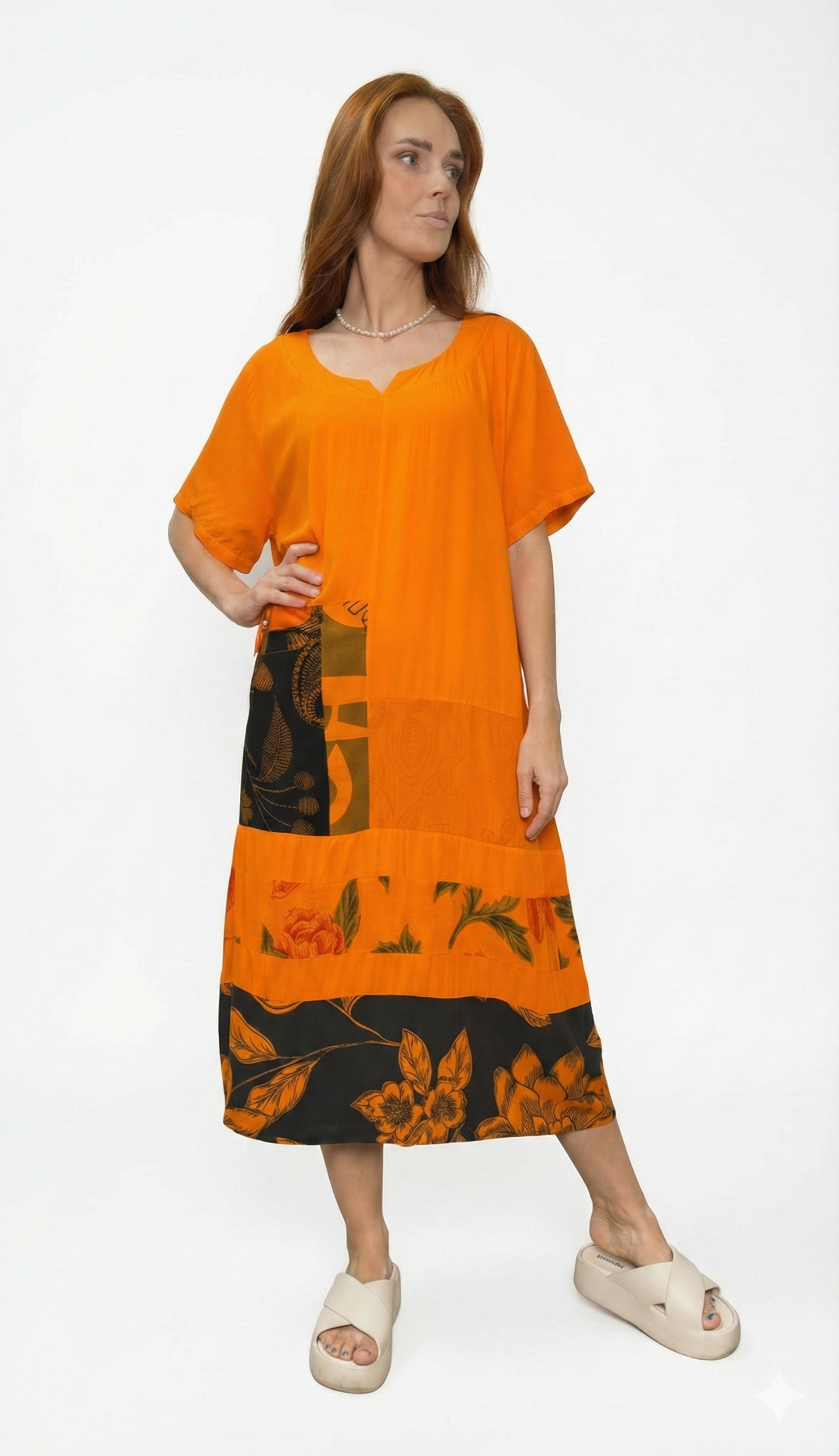 Vestido de patchwork com bolso grande na frente