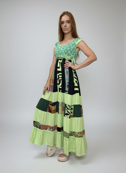 Vestido exclusivo todo em patchwork