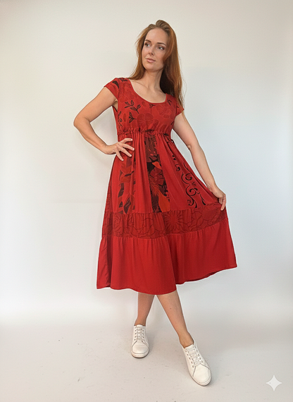 Vestido exclusivo todo em patchwork curto